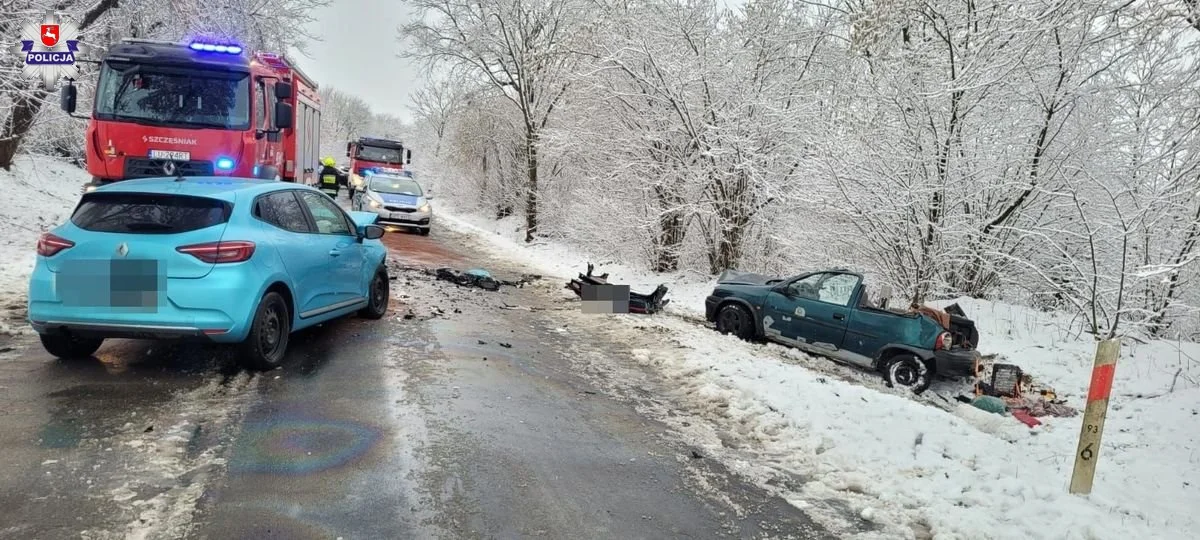 Powiat łęczyński: Śmiertelny wypadek samochodowy. Zderzyły się dwie osobówki