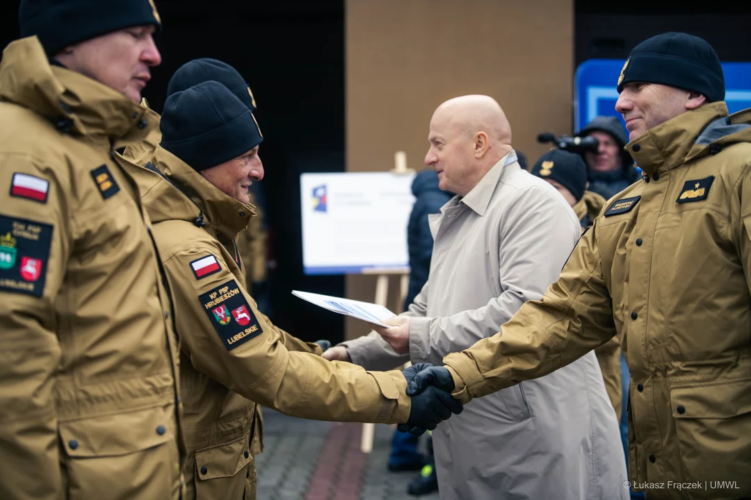 Quady pomogą w strażackich interwencjach. Do jednostek w Lubelskiem trafiło ponad takich 40 pojazdów