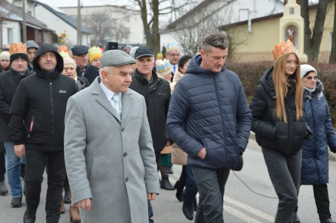 Orszak Trzech Króli przeszedł ulicami Chodla