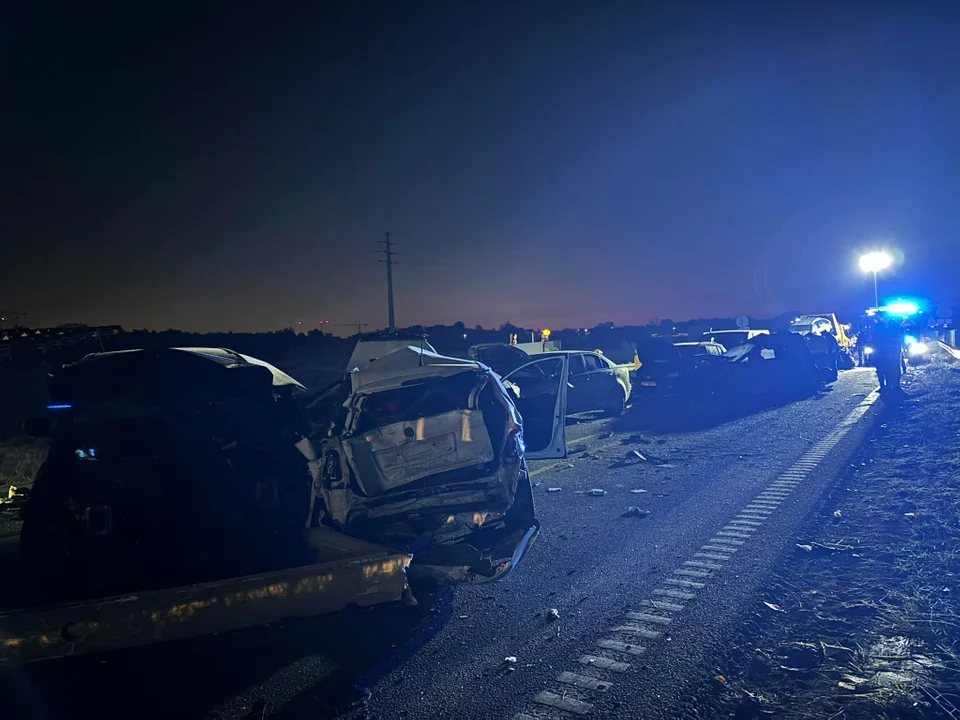 Z KRAJU: Ogromny karambol na Pomorzu