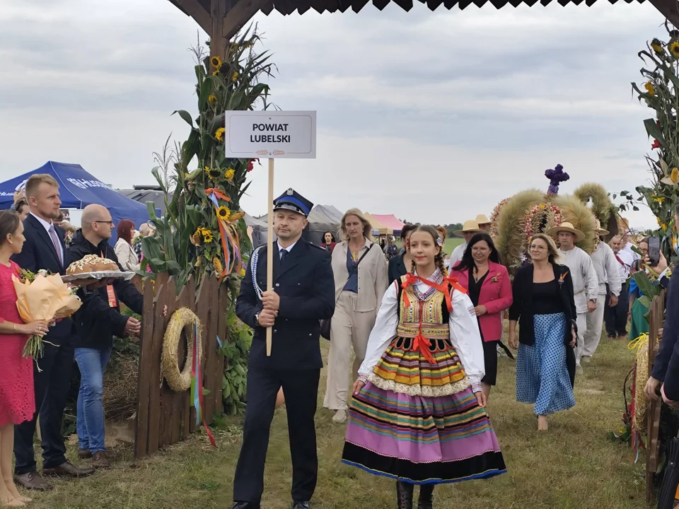 Dożynki Województwa Lubelskiego w Świdniku. Tak dziękowali za plony [ZDJĘCIA CZ. 1]
