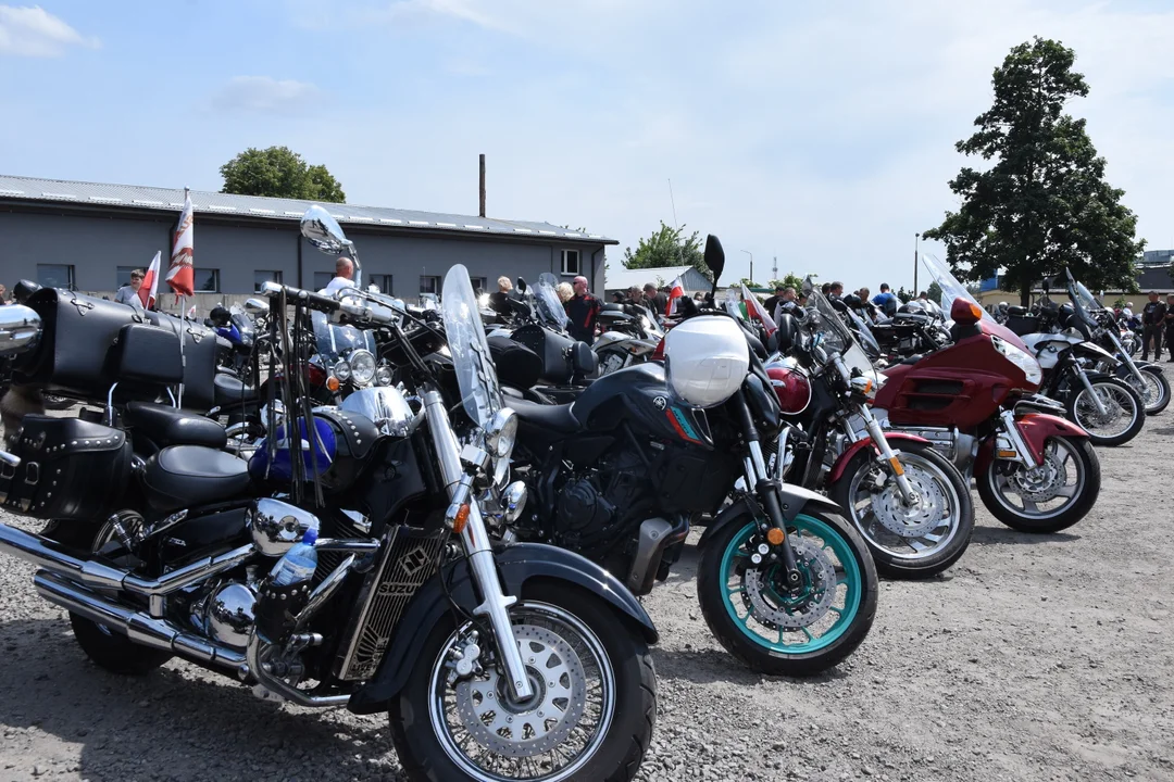 Motocykliści opanowali Łuków. Część I