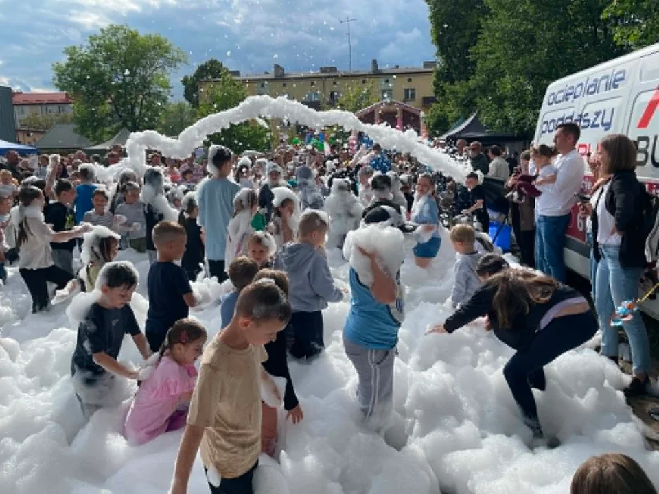 Piana Party skradło show! Tłumy na Biłgorajskim Dniu Dziecka i świetna zabawa pod BCK [NOWE ZDJĘCIA] - Zdjęcie główne