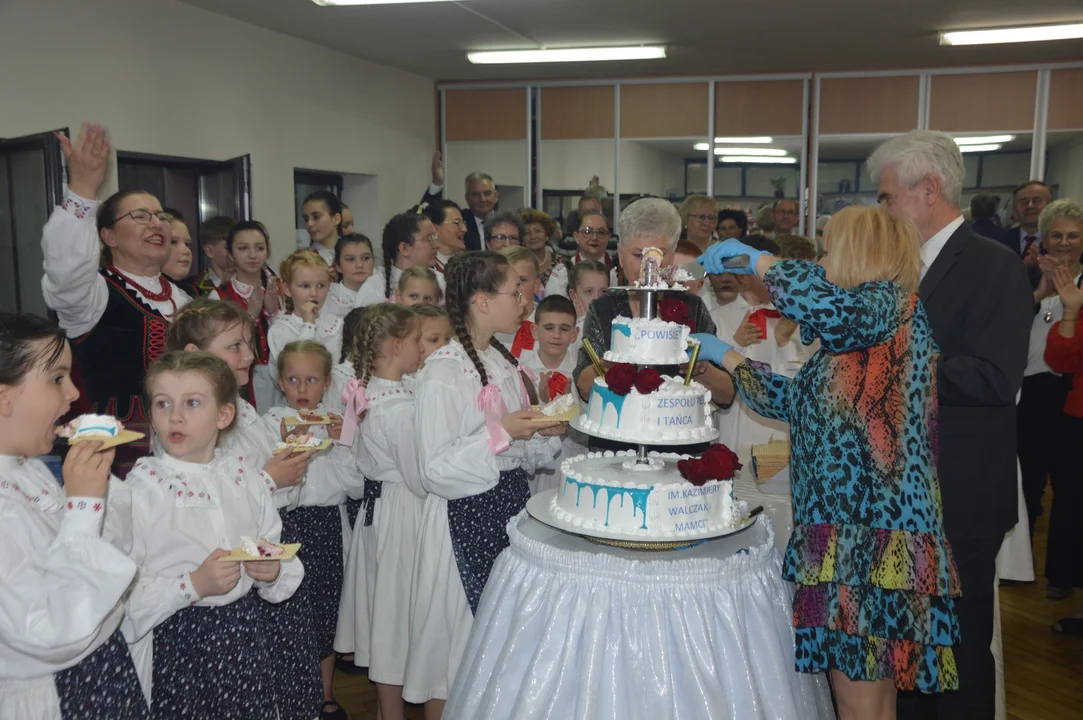 Jubileusz 70-lecia Zespołu Pieśni i Tańca "Powiśle" im. Kazimiery Walczak "Mamci"