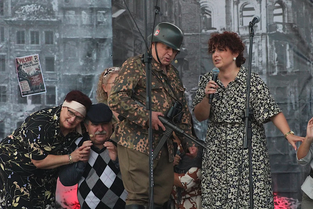Na scenie ożyła Warszawa z 1944 roku. Wyjątkowe obchody w Gończycach - Zdjęcie główne