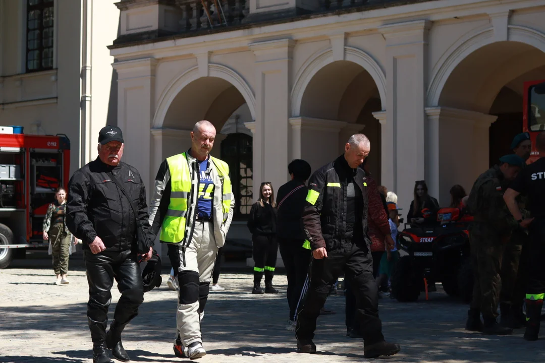 Mundurowa Majówka w Kozłówce