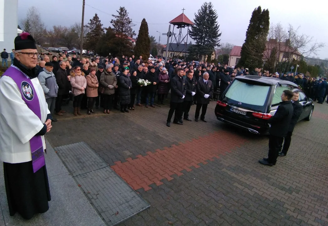 Zastrzelony policjant spoczął na cmentarzu w Białej Podlaskiej