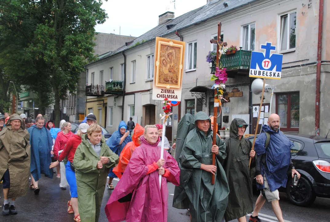 Pielgrzymi w Opolu Lubelskim