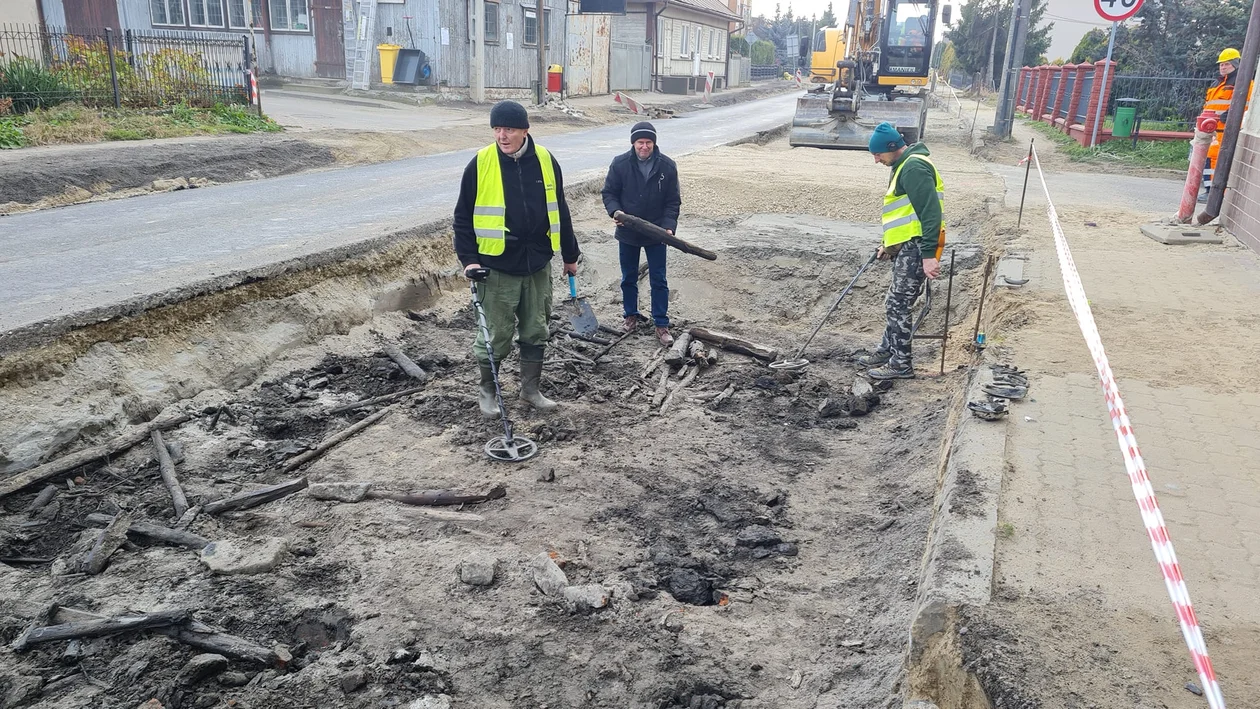 Wystarczyło ich wpuścić na drogę w Tarnogrodzie (foto) - Zdjęcie główne