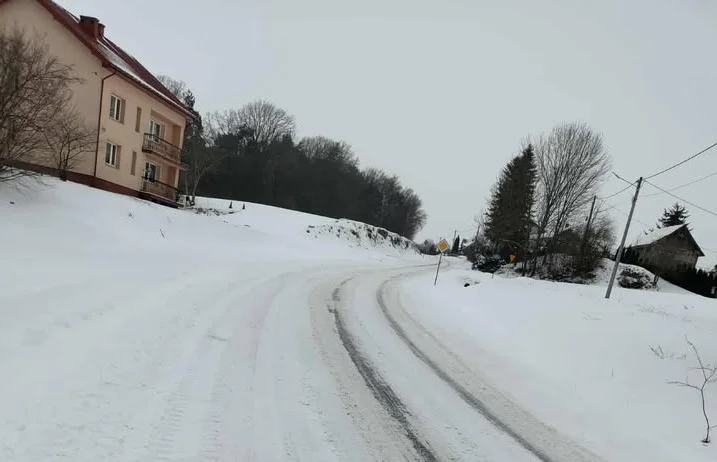 Urzędnikom z gminy Stary Zamość to nie przeszkadza? (foto) - Zdjęcie główne