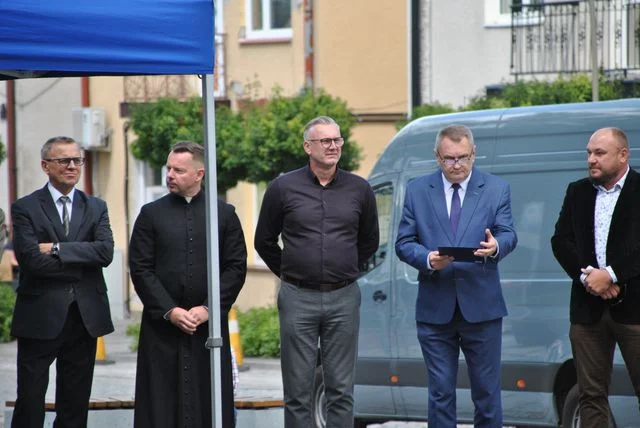 Uroczystość odbyła się na Placu św. Jana Pawła II w Opolu Lubelskim