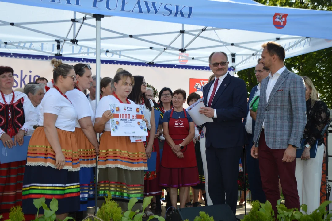 I Nadwiślańskie Spotkania z Folklorem Ziemi Puławskiej w Gołębiu