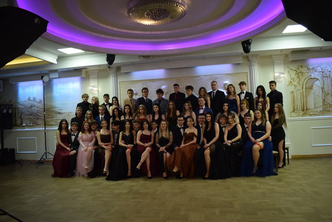 Maturzyści z Niemiec bawili się w Wincentowie (zdjęcia, film) - Zdjęcie główne