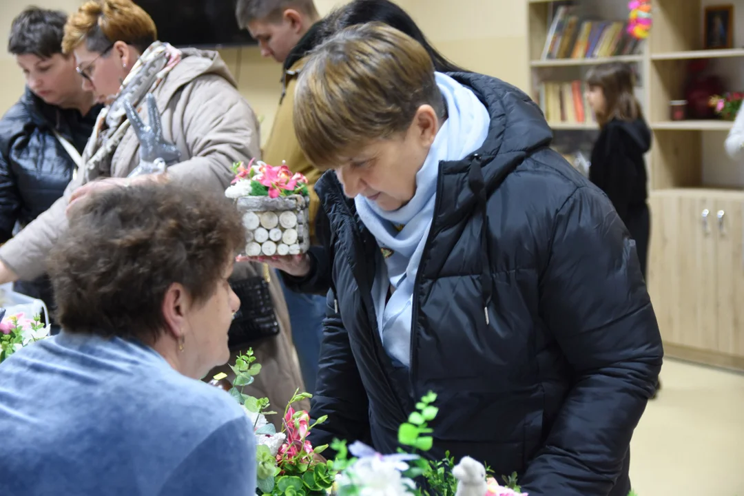 Piękne ozdoby wielkanocne na kiermaszu w Anielinie