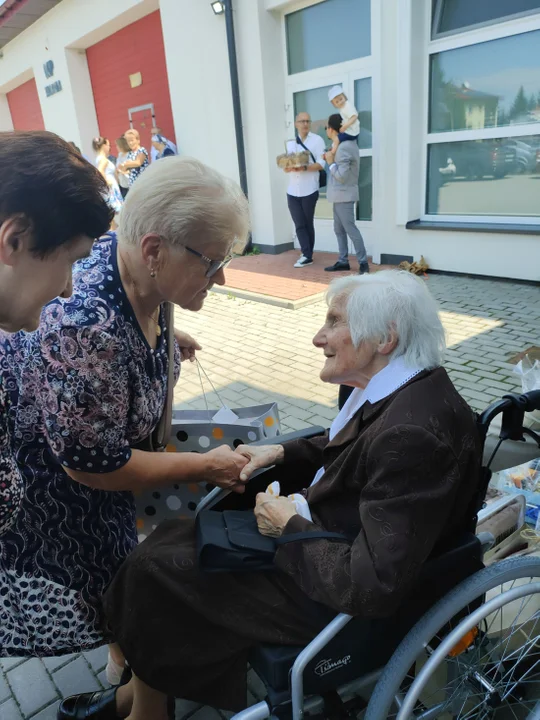 100 urodziny Pani Emilii Grudzień z Niedźwiadki