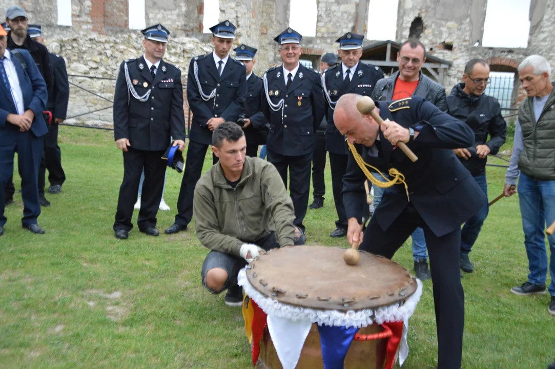 Bębniarze zagościli w Janowcu