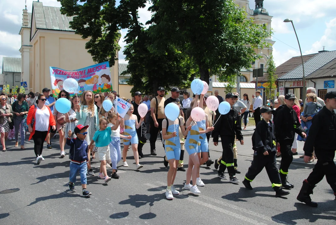 Jarmark Opolski rozpoczął się barwnym korowodem