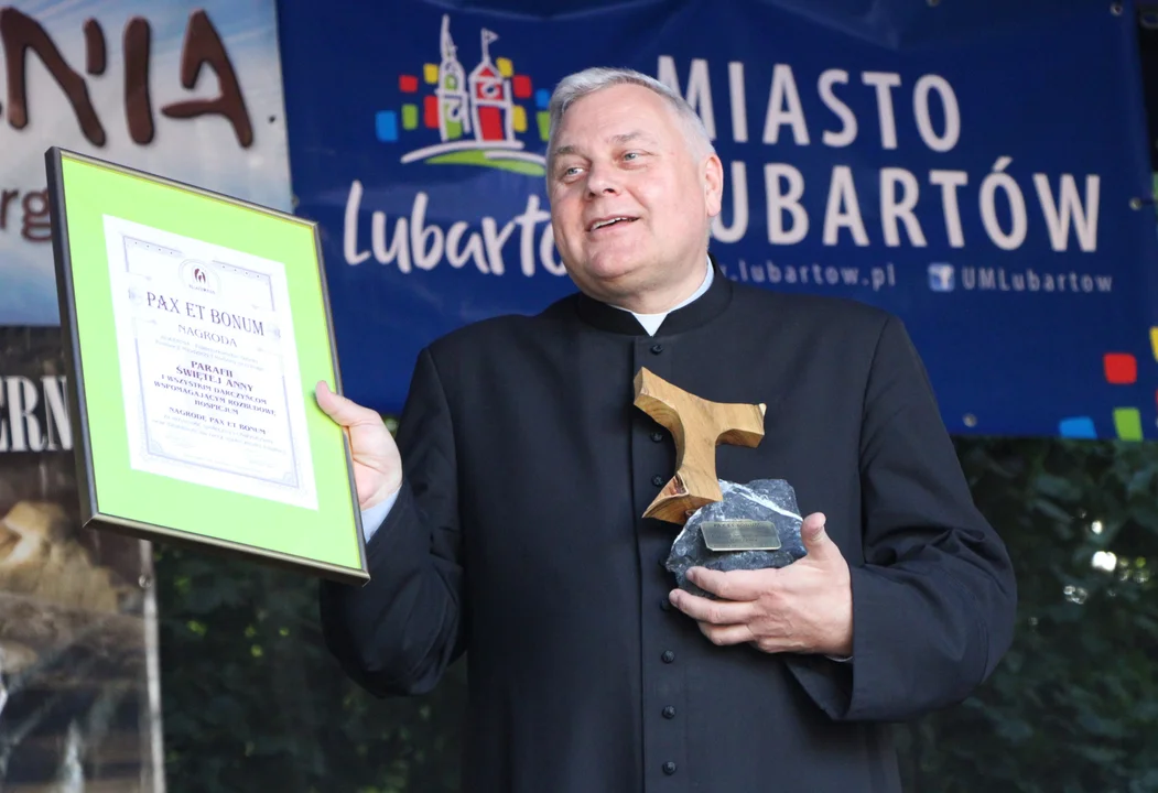 Nagroda Pax et Bonum dla parafii św. Anny w Lubartowie