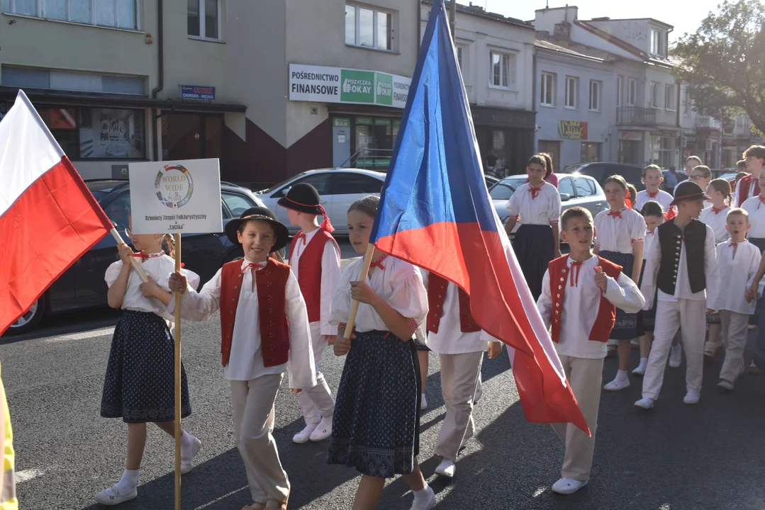 III Międzynarodowy Dziecięcy Festiwal Folklorystyczny World Wide Kids w Puławach