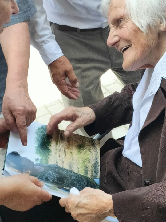 100 urodziny Pani Emilii Grudzień z Niedźwiadki