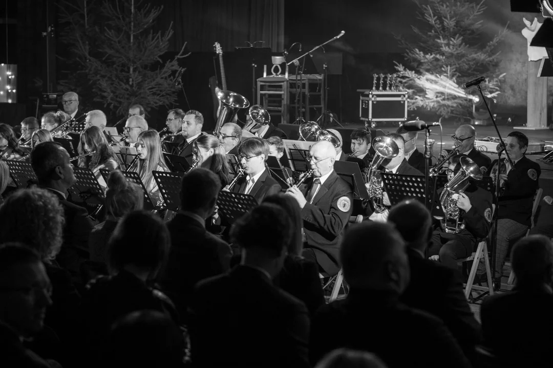 Koncert Kolęd i Słodkich Serc w Łukowie