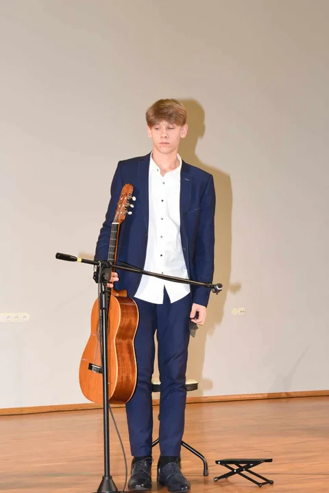 NOWOROCZNY KONCERT UCZNIÓW PAŃSTWOWEJ SZKOŁY MUZYCZNEJ W ŁUKOWIE