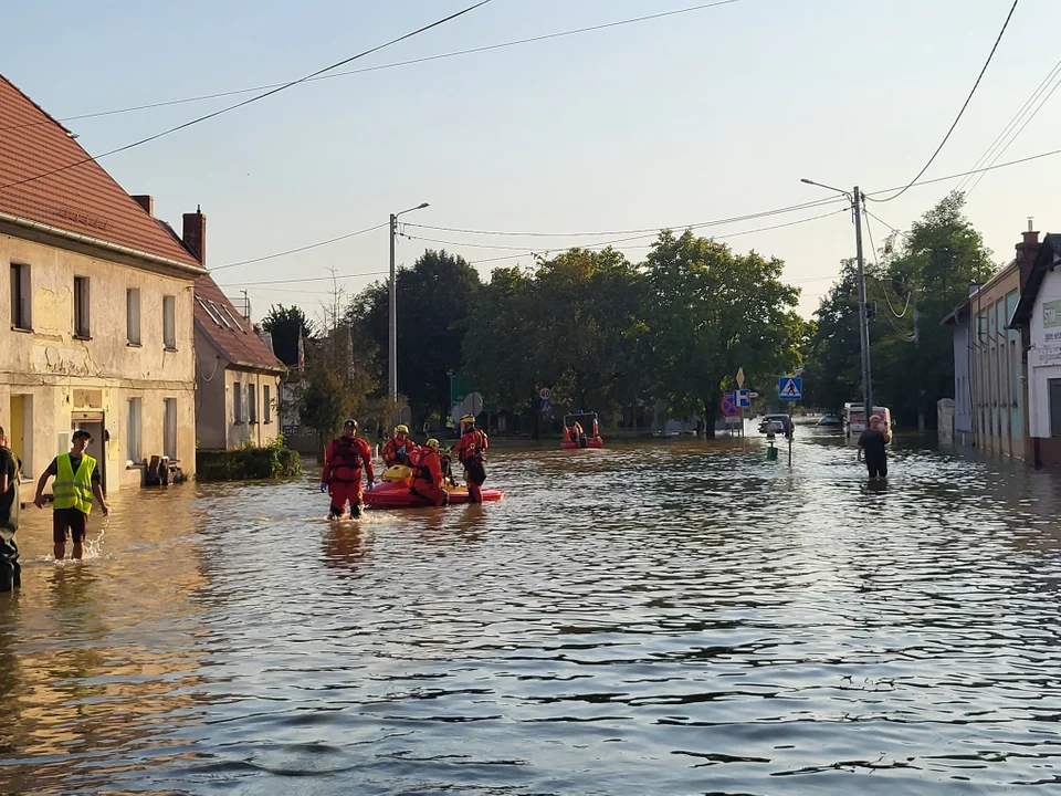 Powódź na południu Polski. Zmiana "warty" lubelskich strażaków [ZDJĘCIA] - Zdjęcie główne