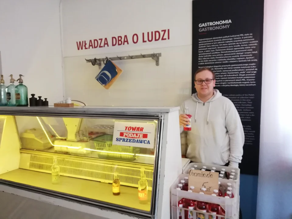 Uczniowie z „Warszawskiej” w Muzeum PRL.