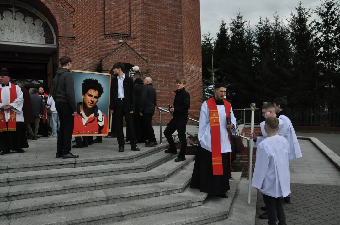 Radzyńska Droga Krzyżowa ze św. Carlo Acutisem