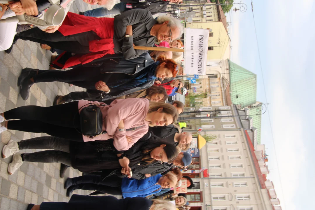 "Ani jednej więcej". Protest w Lublinie po śmierci ciężarnej Doroty