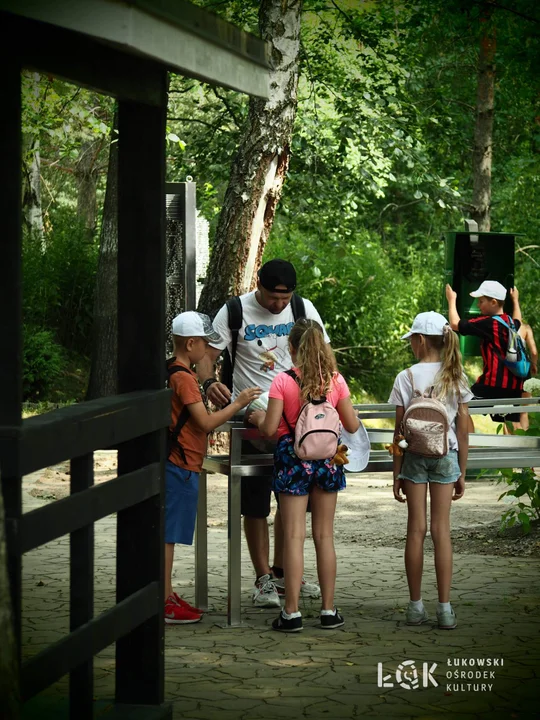 Wakacje z ŁOK. Farma iluzji i pokaz magii