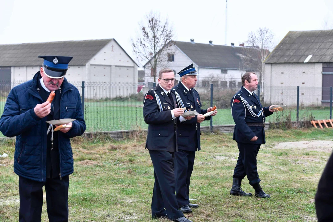 Zarzec Łukowski Msza Św. w intencji zmarłych strażaków z gminy Łuków