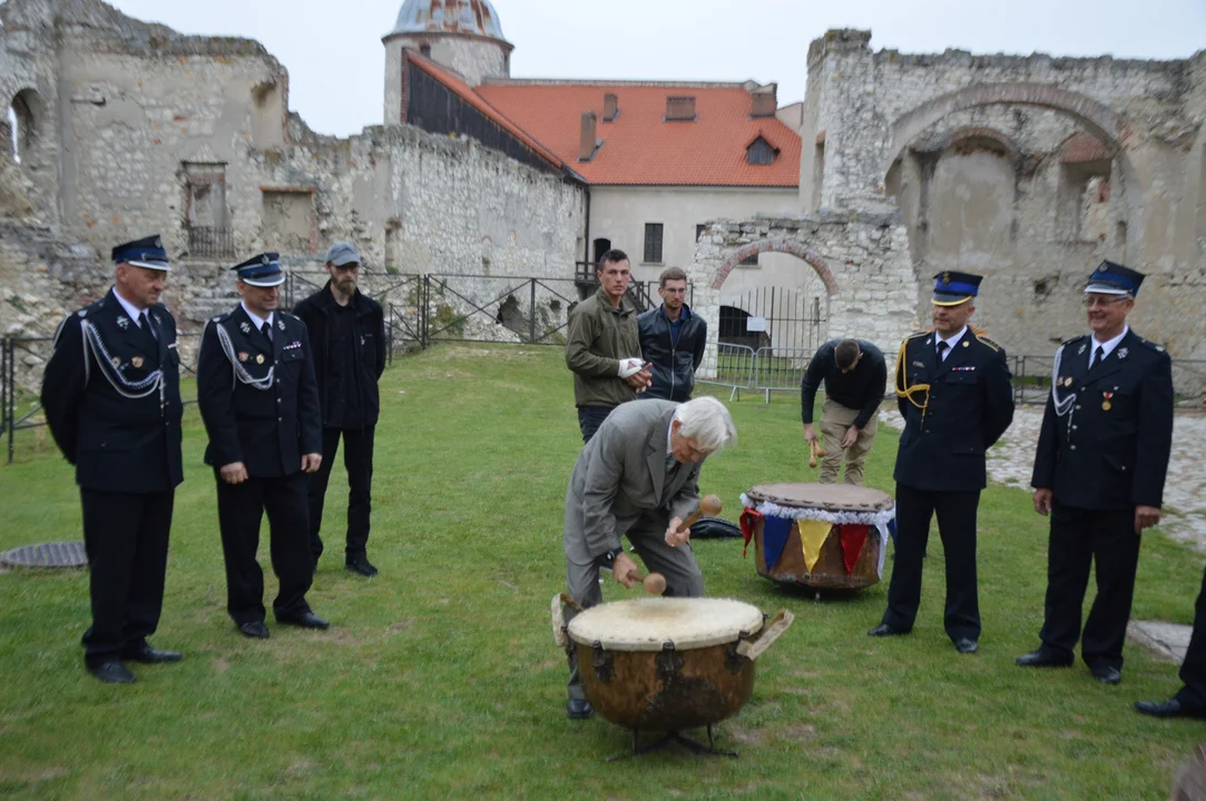 Bębniarze zagościli w Janowcu