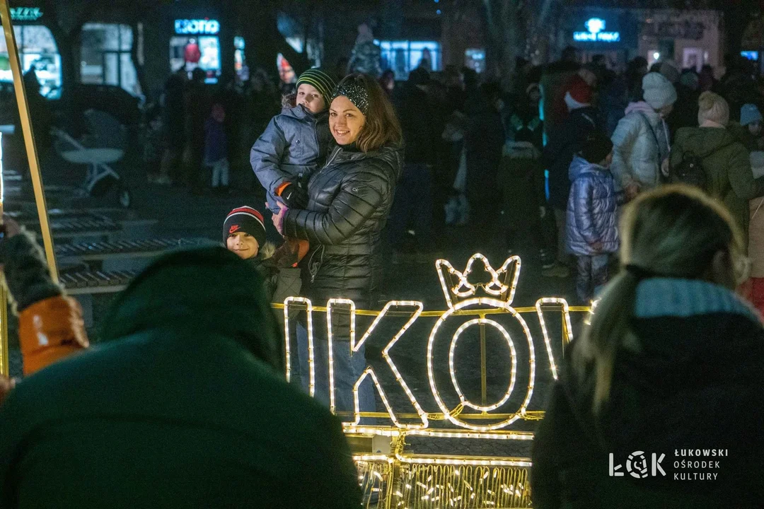 Warsztaty i konkursy podczas imprezy „W Świątecznej Krainie 2022” (ZDJĘCIA).