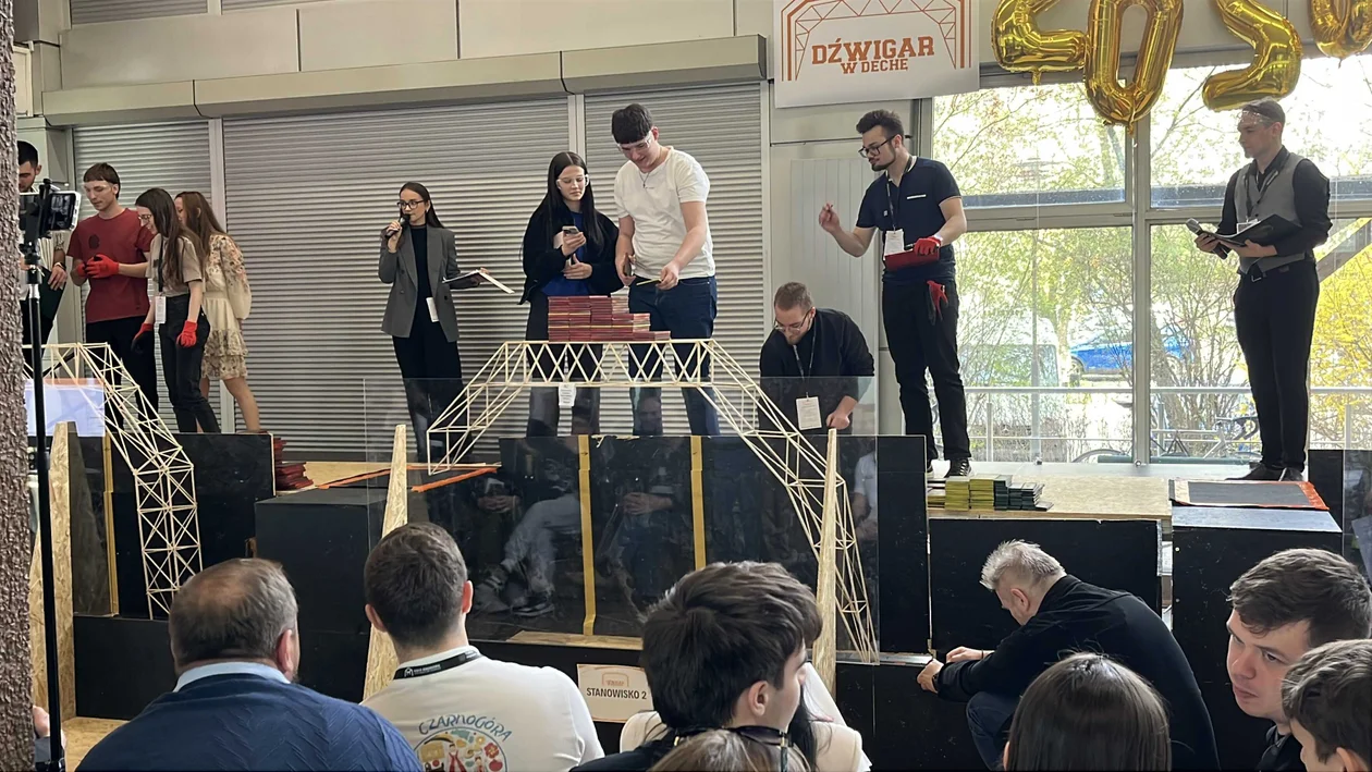 Lekki jak piórko, mocny jak stal. Studenci Politechniki Lubelskiej nagrodzeni w ogólnopolskim konkursie