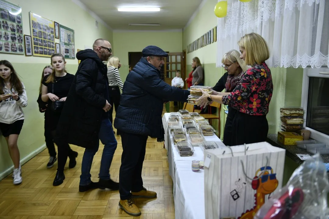 Koncert i występy artystyczne dla Marysi