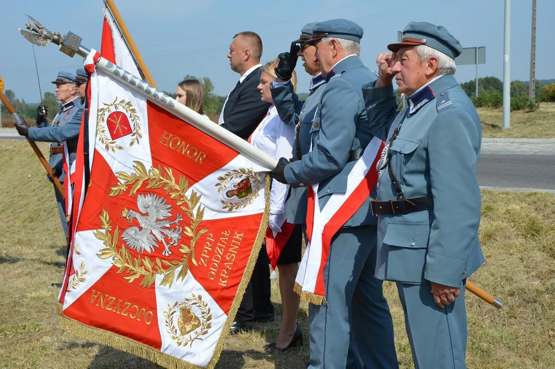 Uroczystość odsłonięcia ronda im. generała Tadeusza Rozwadowskiego w Chodlu