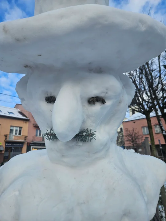 Inwazja bałwanów w powiecie! Niektóre wręcz epickie! Zobacz zdjęcia Czytelników - Zdjęcie główne