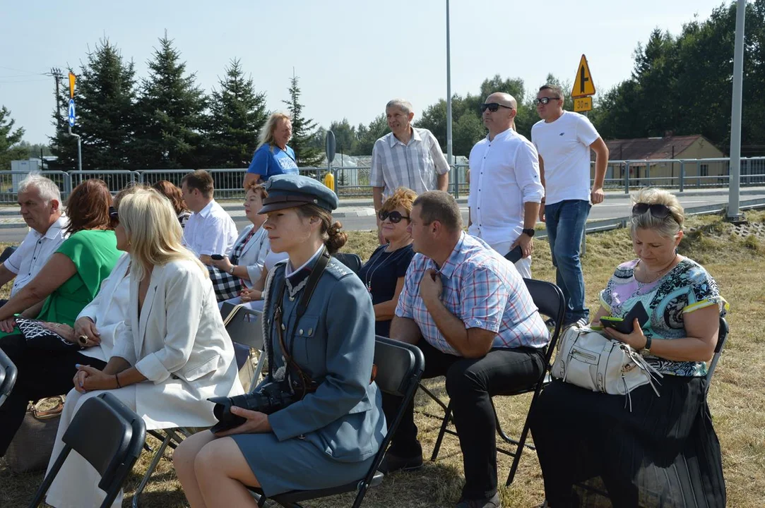 Uroczystość odsłonięcia ronda im. generała Tadeusza Rozwadowskiego w Chodlu