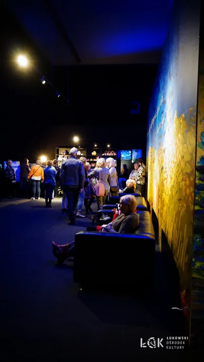 Słuchacze ŁUTW na wystawie „Van Gogh & Friends” oraz w Muzeum POLIN w Warszawie