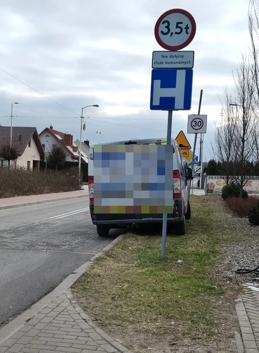 Akcja "Zakaz" łęczyńskiej policji. Zobaczcie jak parkują niektórzy kierowcy