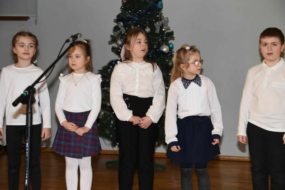 NOWOROCZNY KONCERT UCZNIÓW PAŃSTWOWEJ SZKOŁY MUZYCZNEJ W ŁUKOWIE