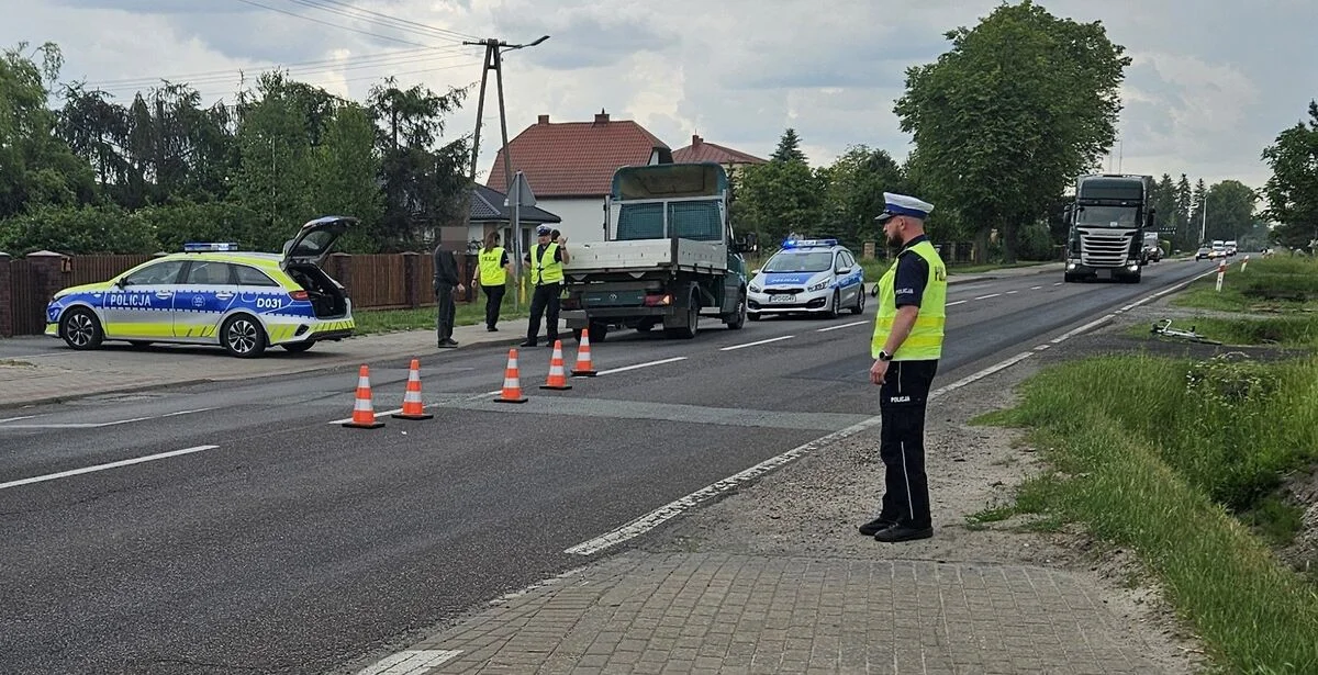 Powiat radzyński: Samochód potrącił rowerzystę. Cyklista w szpitalu