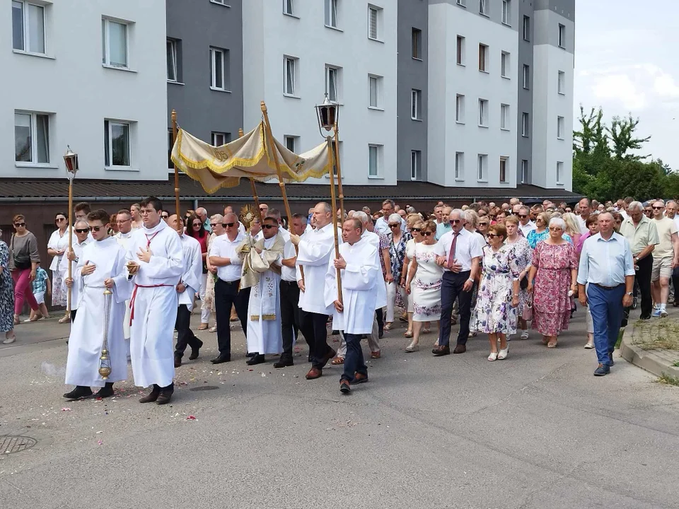 Uroczystość Najświętszego Ciała i Krwi Chrystusa w parafii Świetego Brata Alberta w Łukowie