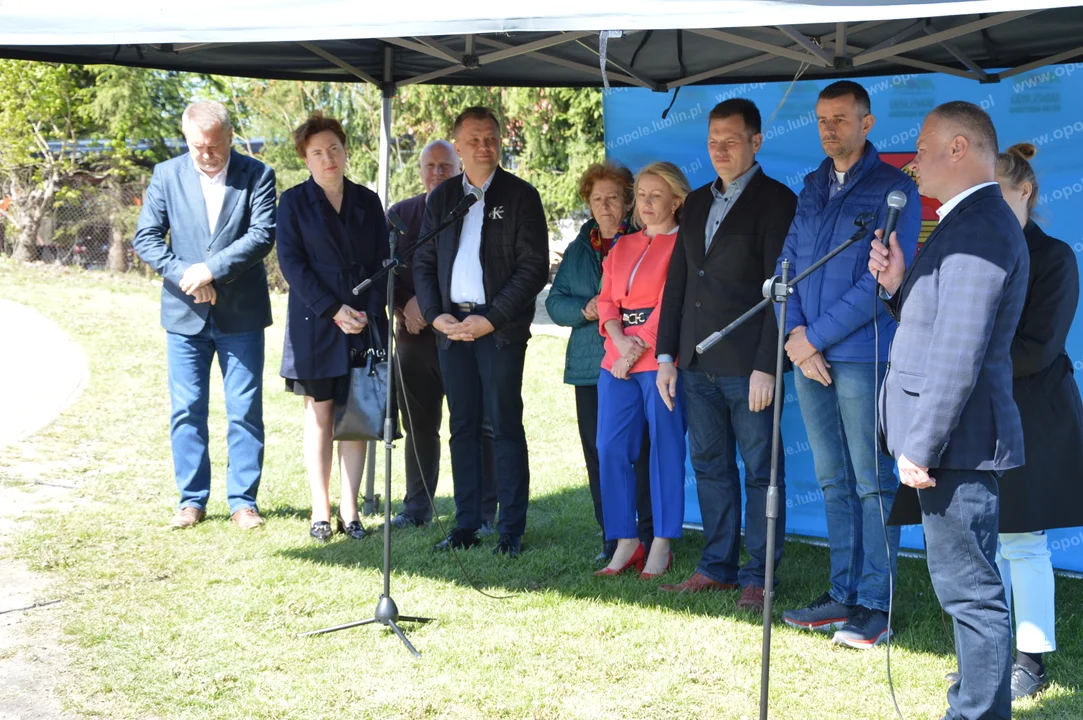 Radlin: Plac budowy przekazany. Drogowcy ruszają z przebudową odcinka z Ratoszyna do Radlina (ZDJĘCIA) - Zdjęcie główne