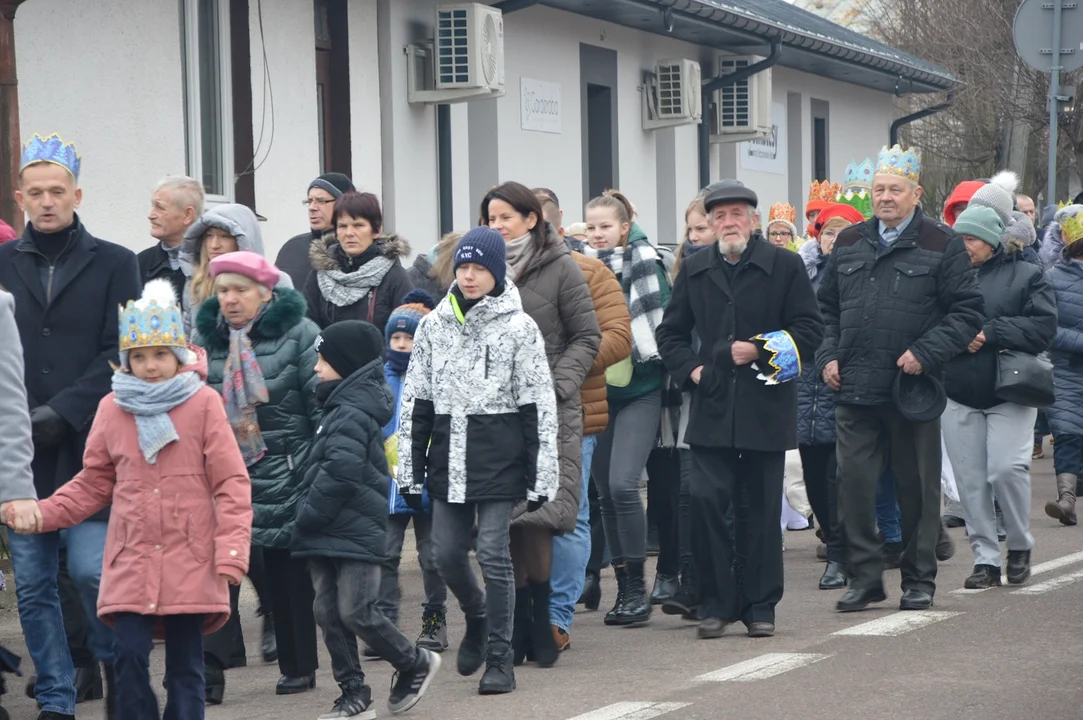 Orszak Trzech Króli przeszedł ulicami Chodla