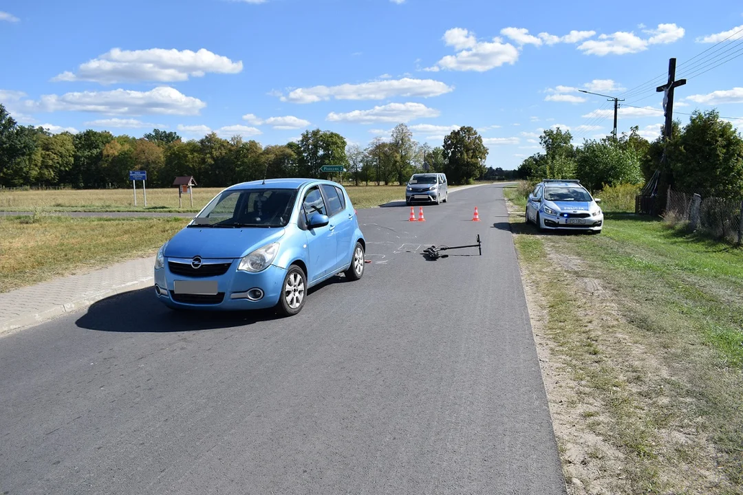 Powiat bialski: Samochód potrącił nastolatka na hulajnodze