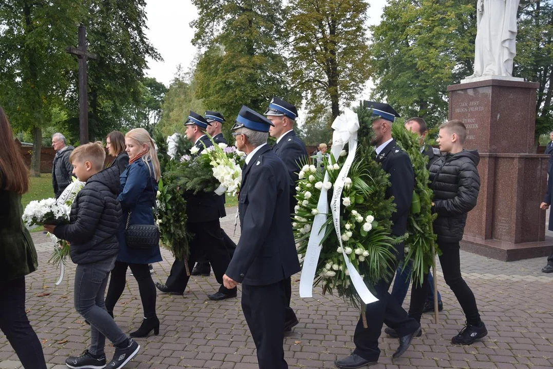 Uroczystości pogrzebowe śp. ks. kanonika Henryka Prządki