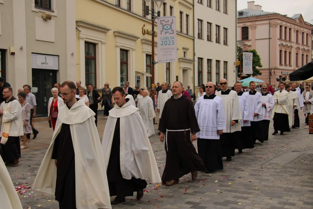 Procesja Bożego Ciała w archikatedrze lubelskiej