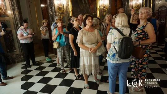 Seniorzy z Łukowa na wycieczce w Warszawie